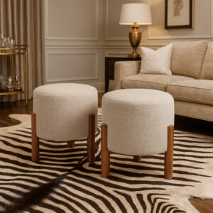 Puff Apollo de Luxo Linho Decorativo com Pés em Madeira Maciça